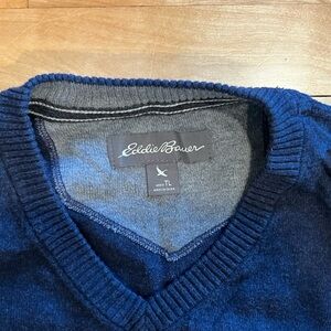 Eddie Bauer Men's Blue Sweater